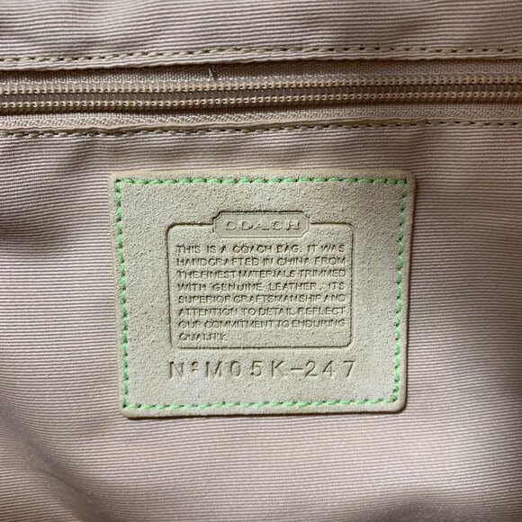 COACH Hampton Pastel Signature Scribble Shoulder Bag Tote 247 w/ 2 Hang Tags - Picture 14 of 16